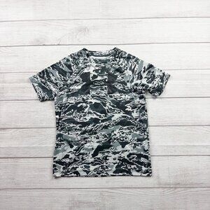 Under Armour Camo Logo Graphic Shirt
